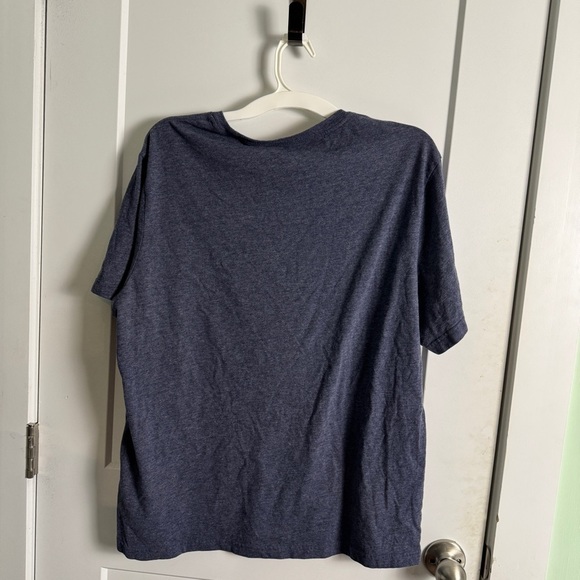 UNTUCKit Ultrasoft Men's Tee Shirt Size XL Everyday Casual Saxum 30088 Gray/Blue - Picture 2 of 4